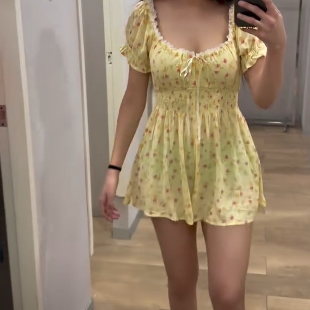 Love Tree Yellow Floral Dress
